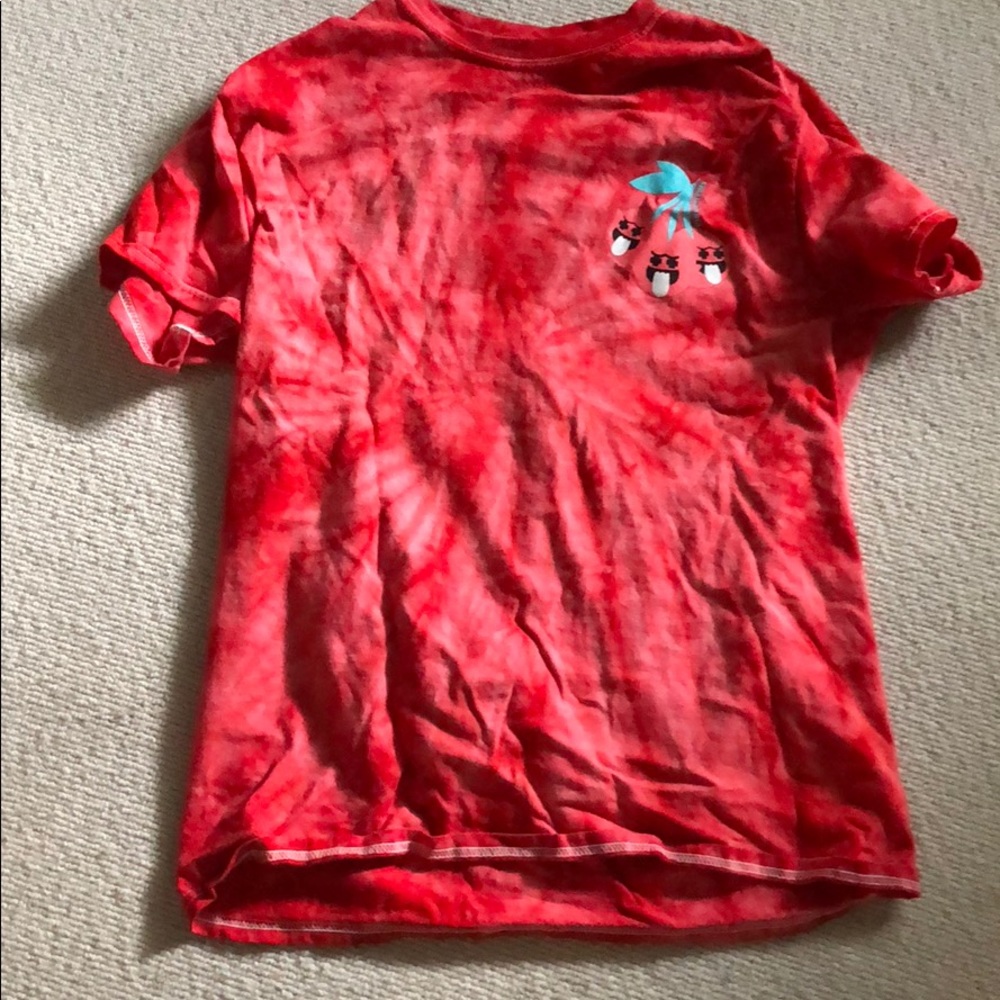 Medium tie die triple cherry shirt